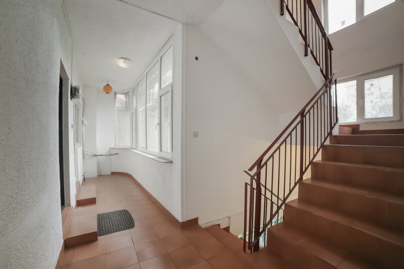 Vitan Spatiu comercial/ Spatiu birouri Ion Mortun