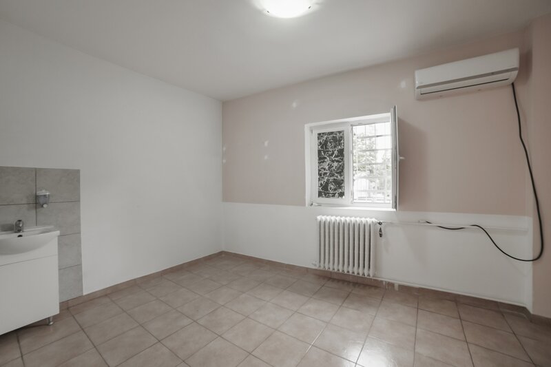 Vitan Spatiu comercial/ Spatiu birouri Ion Mortun