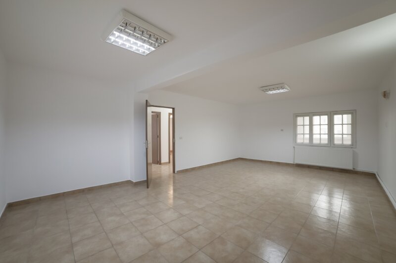 Vitan Spatiu comercial/ Spatiu birouri Ion Mortun